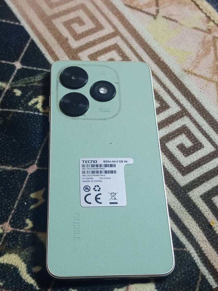 سلام عليكم 
للبيع تكنو سبارك GO ذاكره {64}
نضافه 100% ما ممفتوح الجهاز بغداد مدينه الصدر *********** السعر 100 وبي مجال بغداد, العراق
