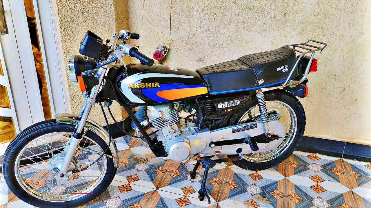 للبيع امتياز مديل 20 معمر 25 أوراق اصولي السعر ٦٥٠ وهذا رقمي ***********
