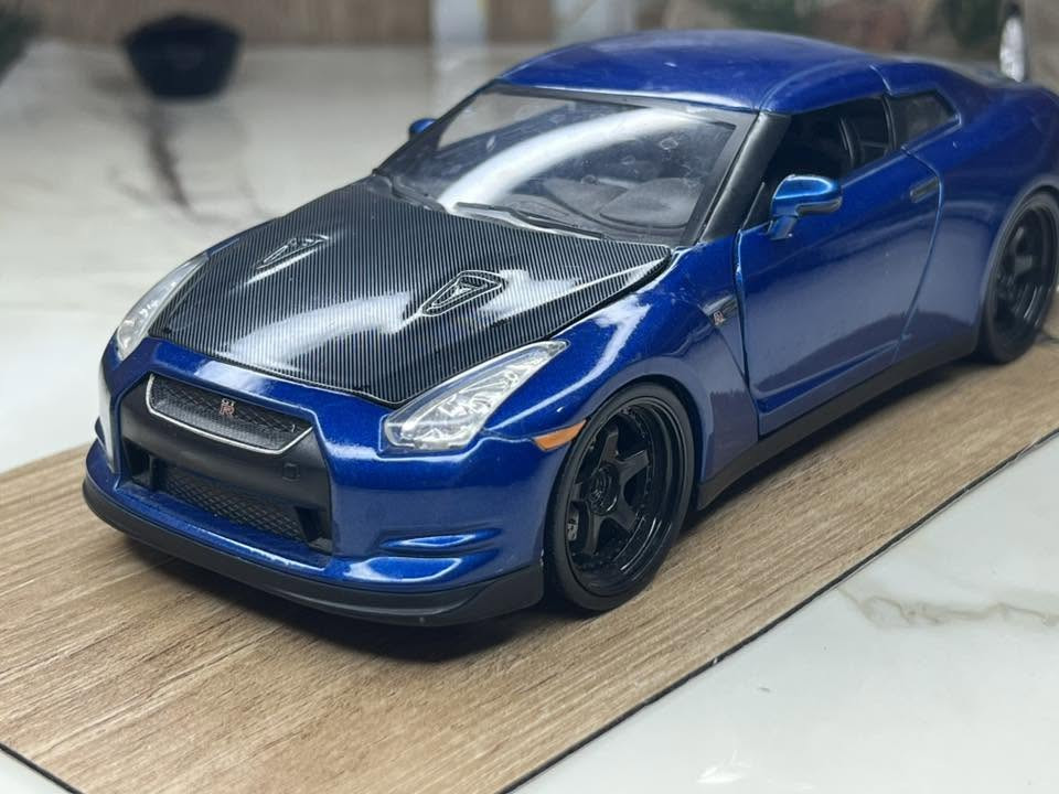 للبيع للبيع 🔥🔥 

نيسان GTR R35
من سلسله فلم / فاست فيورس 
شركه جادا ✅
حجم 1/24 ⌚️

للتواصل : ***********
حساب تيك : diecastbaghdad0
انستا : diecast_baghdad_1
فيس بوك  : طه جمال العامري
