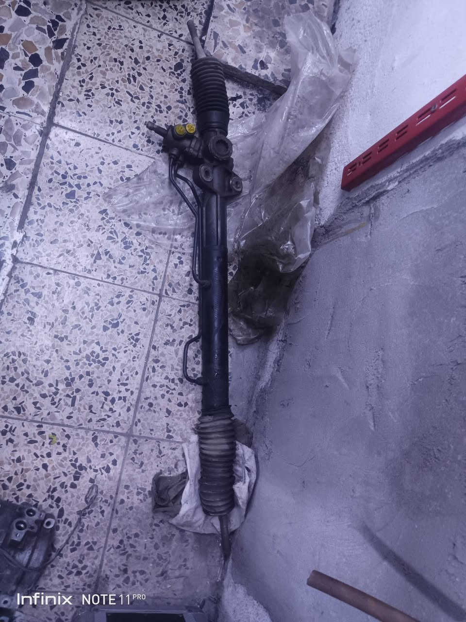 السلام عليكم شباب هذني غراض مال باجيرو موديل 2007 الى 2020 ع واتساب ***********
