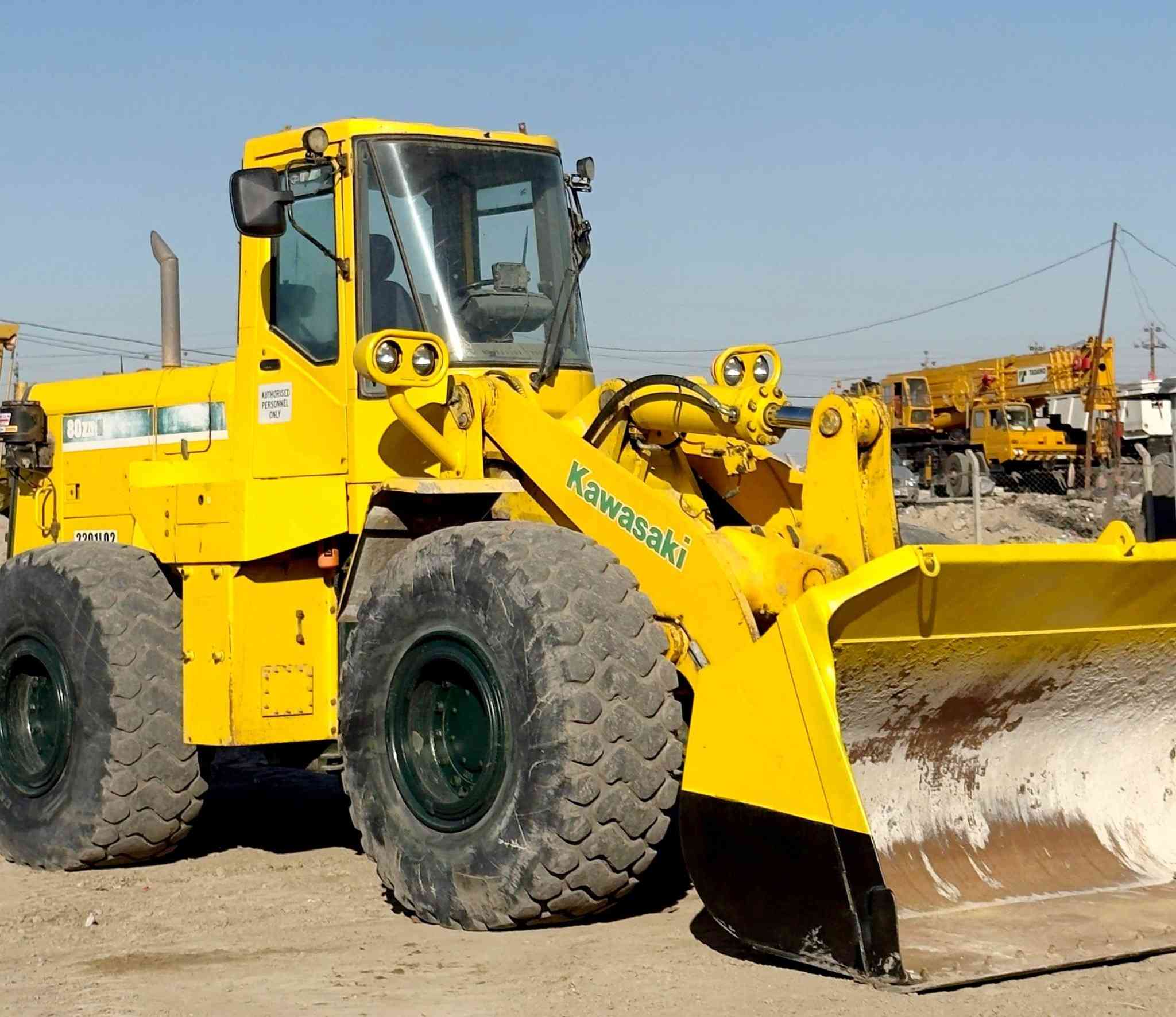 بسم الله الرحمن الرحيم
يا الله دخول جديد شفل حجم 80 ✅ 
موديل 2004 ما مشتغل بالعراق كفاله عامه 
محرك نيسان كير ومحرك عالشركه حداده فول 
تبريد بلاد شغال للاستفسار 
*********** مكان ناصريه منطقة الواحه
