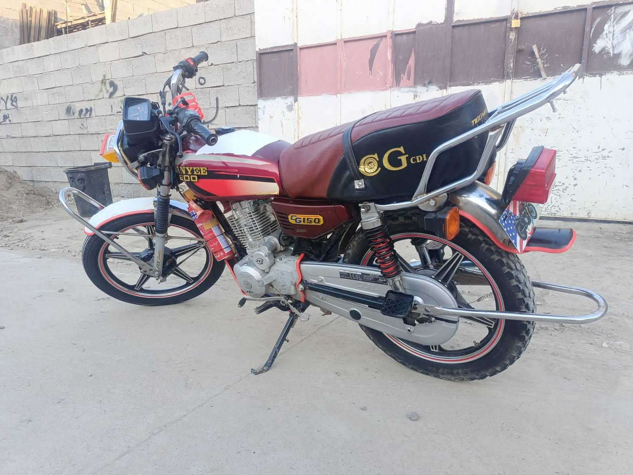 جاباني خمسه گير للبيع
گير محرك بشرط كبس مامفتوح 
لاصرف لا بخار 
نگره سلف يشتغل 
كهربائيات كله شغال بشرط 
نشاط فول ماشاءالله 
سعره 365وبي مجال قليل للطيبين 
***********
