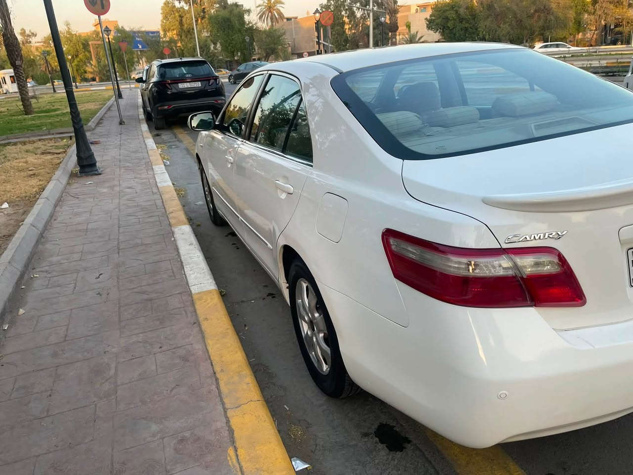 2009 خليجي فول
ماش 163 
هزه ورقم جديد 
بأسمي 
كفاله عامه عدى بارد بسيط جدآ 
تبريد قطعتين 
محرك كير تبريد ممتاز ومكفول
السعر 117 
الحارثيه بغداد 
***********
