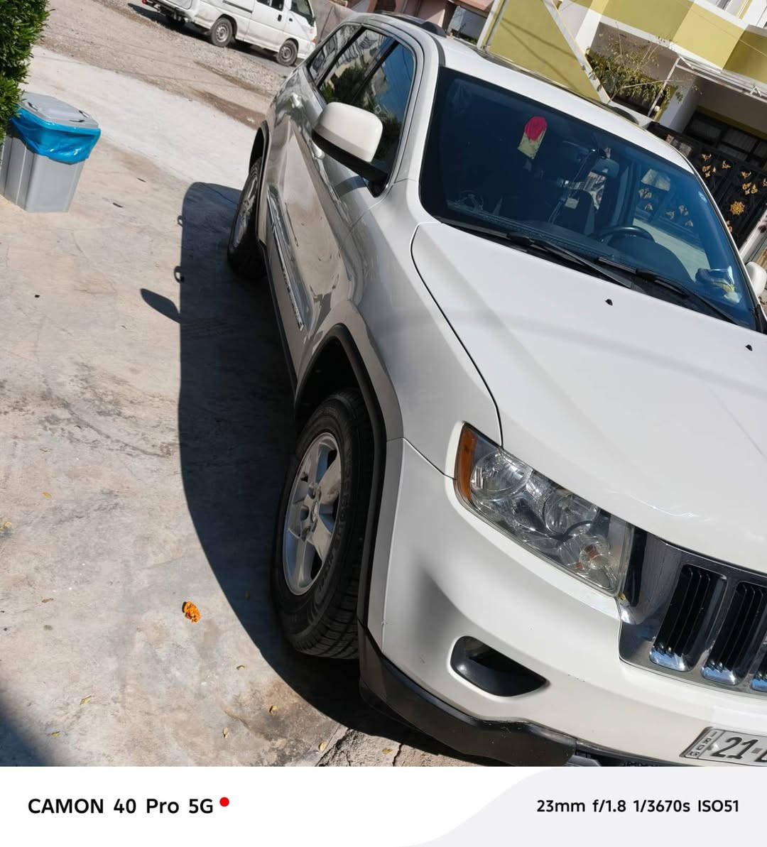 سلام و علیکم اصدقاء
جيب لاردو (Laredo) موديل 2012، فول مواصفات (ما عدا الكشنات جلد والتدفئة).

​المواصفات:

​فتحة سقف (سلايد).

​بصمة تشغيل.

​شغال (تشغيل عن بعد).

​دبل اكسل (4x4).

​بدون صبغ (خالية من الصبغ)، فقط وجود "بست" صبغ (تعديل بسيط) في جهة القمارة الخلفية (اللايت الخلفي). 

شغال خير من الله

رقم جديد لحد 2029

تحويل اصل 
سعر  163$ معامله

رقم صاحبة ***********
