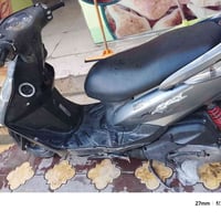 دراجة ثعلب للبيع نضيفة بس صوت المحرك خشن ما أعرف شبيهة والهندريخرط شغا...