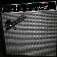 Squier Bullet Strat • حالة ممتازة • امب Frontman 10G