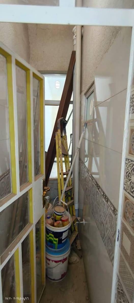 للبيع بسعر مناسب جدا بالنسبة للقاهرة 🏠🏠🏠

العنوان حي القاهرة بظهر خزان المياه طابو صرف🏠🏠

 مساحة 65 متر واجهة مرمر الشارع تبليط 
واجهة ٣ وربع نزال ٢٠

يحتوي الطابق الأرضي على طرمة+صالة + مطبخ +خدمات+غرفة نوم

والطابق الثاني يحتوي على غرفتين نوم + خدمات 

للاستفسار أو للحجز يرجى مراجعة مكتب الزبيدي الهندسي أو الاتصال على : ***********☎️
