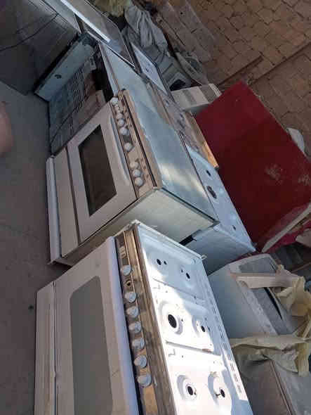 تم بحمد الله وصول حاويه اثاث مستعمل للبيع كفل قرب الجسر ***********
