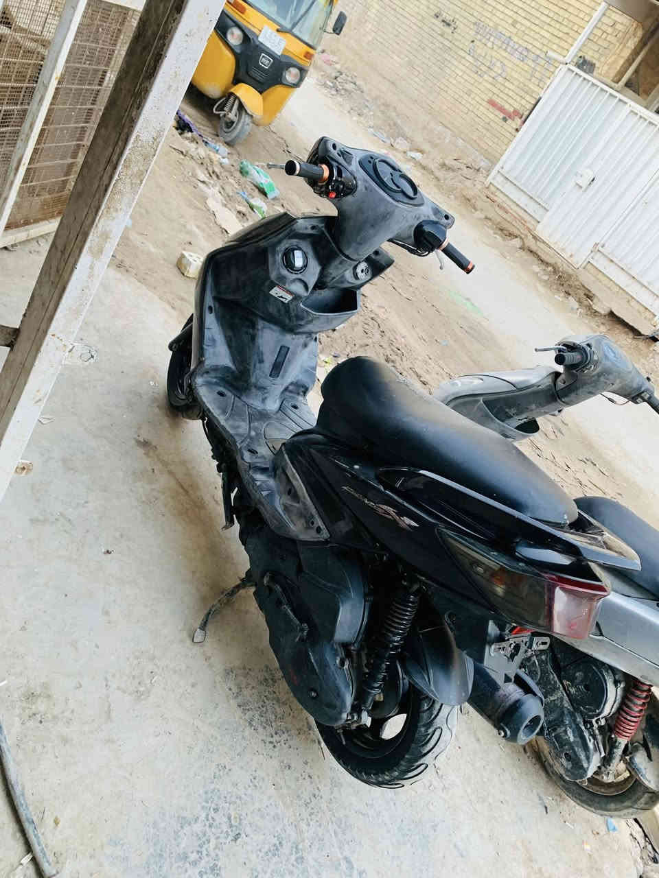 سلام عليكم سكنس فحل نوزل خطين قبق نفخ حساس استان دراجه شغاله بس ابيع كوم حديد ٣٧٥ مكاني بغداد حي اور ***********
