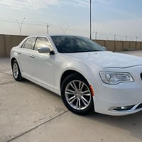 كرايسلر ٣٠٠ • موديل ٢٠١٦ • ٢٢٠٠٠ كم