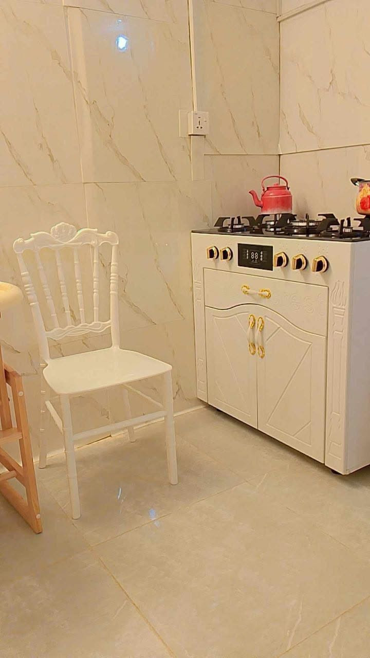 تم وصول طباخ كاونتر ماركة البارون 
ضمان حقيقي 
خشب MDF 
5 مشاعل + كاونتر كامل  

السعر 185 الف توصيل مجاني


**إذا كنت صاحب هذا الإعلان وتريد حذفه لأي سبب، رجاءا أرسل رسالة إلى الدعم الفني**
