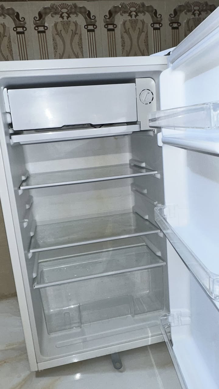 سلام عليكم. ثلاجه للبيع  حجم صغير  سعرها٨٠ وبيها مجال بسيط


**إذا كنت صاحب هذا الإعلان وتريد حذفه لأي سبب، رجاءا أرسل رسالة إلى الدعم الفني**