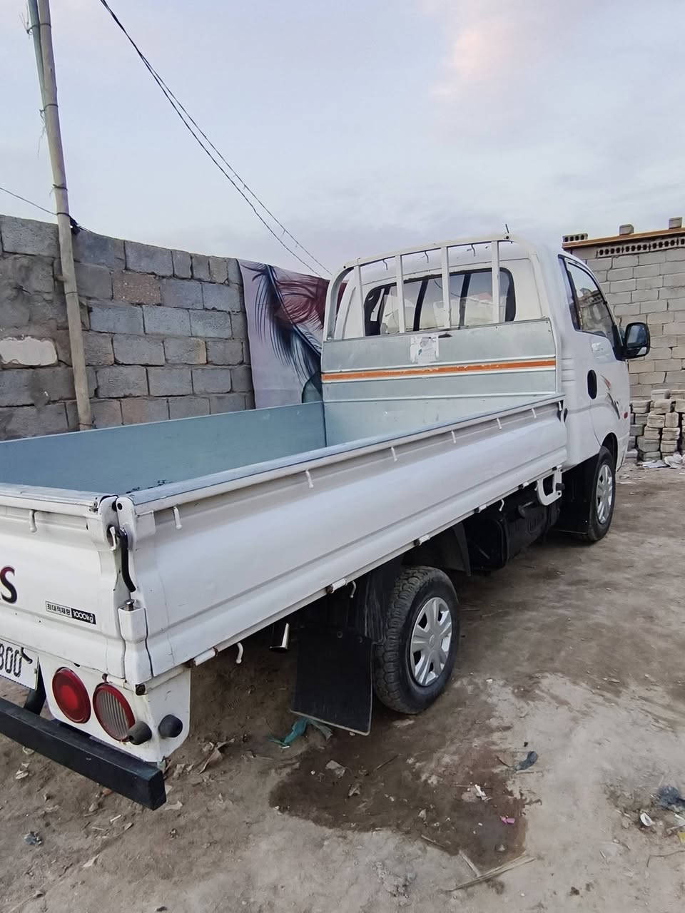 السلام عليكم كيا بنكو مديل 2008  محرك 3000 اكسن وكير ومكينه كفاله حداديه تخم تاير كهربائيات كلهه شغاله ماذب عليهه ربع سياره نضيفه وسنويه ل 2030 ب اسمي تحويل مباشر  سياره مكفوله عام
سعر 87 بيهه مجال  عنوان كربلاء ***********
