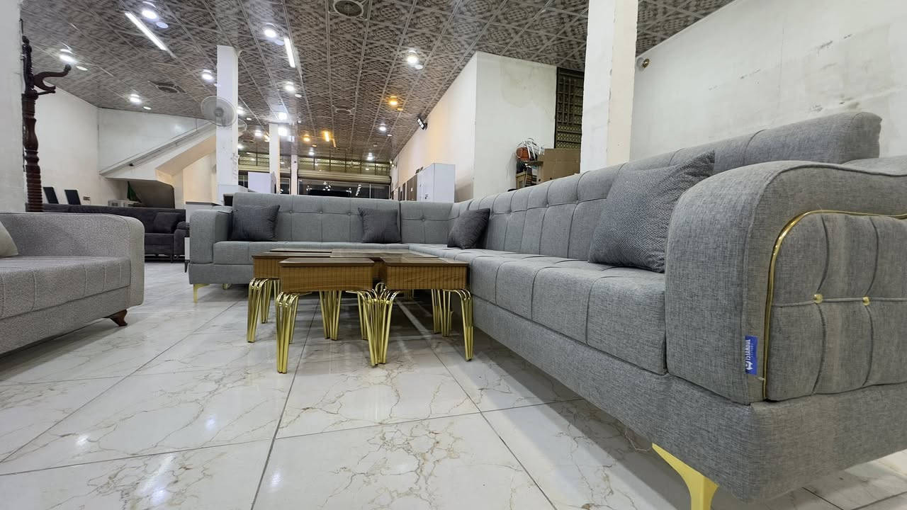 اهلا وسهلا بكم زبائننا الكرام نقدم لكم مجموعة متنوعة من الأثاث الحديث بأنسب الأسعار للحجز مراسلة الصفحة متوفر توصيل ***********
