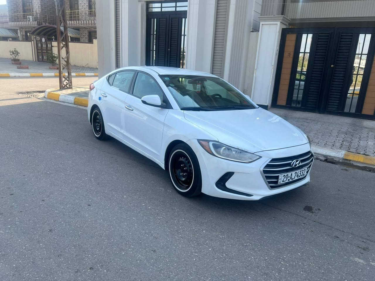 السلام عليكم النترا موديل 2017 وارد امريكي السياره كلين بدون تبدل كلها ليبل واحد مكفوله السياره من الضربه والتبديل عدئ تكحيلات مال تكشير السياره جاهزه من تخم تاير من حداده مامي خلفي مكينه وكير 2000 دوش تبريد تدفئه ماناقصها اي شي رقم واسط مشروع وطني السنويه جديده رقم دولي مكان السياره بواسط السعر 107 رقم التليفون ***********
