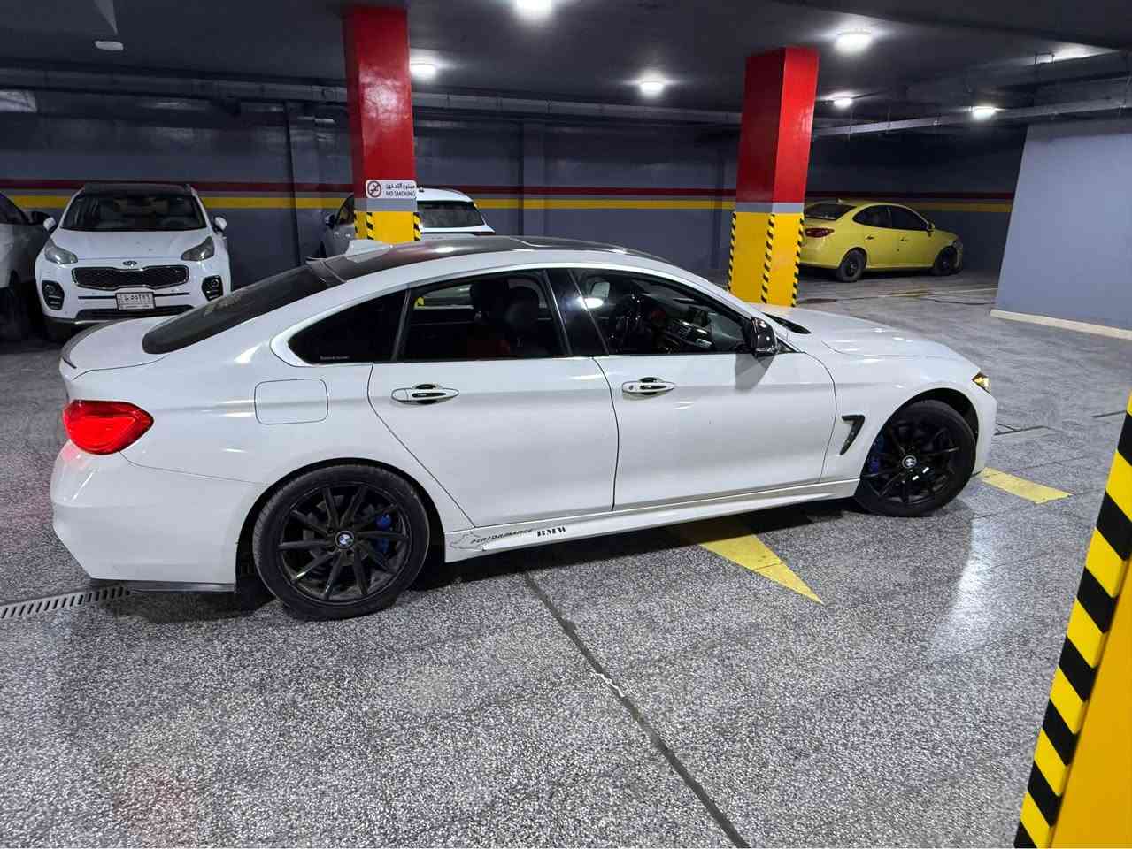 سلام عليكم
بي ام 430i 
موديل 2019 
محرك الفين تون بور توربو فول مواصفات المحرك الحديث B48 المرغوب
كير ٨ نمر
صور الحادث بالمنشور 
رقم بغداد الجديد باسمي
ماشية 64 ميل
ام بكج 
فجوج فسفورية وتخم تاير جديد وويل رياضي تو سايز 
عدسات عين الشيطان ولايتات lid متحرك كهربائي
بدون نقص ولا مسج 
فتحة سقف 
صندوق كهرباء مع نظام الفتح بالرجلين
داخل جلد وكاربون وستيرن ام
انارة داخليه لونين 
مراية اوتو قلاب وهيترات
شاشة ترحيب وشاشة عطلات 
كشنات خزن ميموري 3 وضعيات 
كشنات تدفئة ومساج
سستم صوت هارمن كاردن صوت عالي جدا
رادارات 
تبريد قطعتين
ماوس
شفتات ستيرن
حساس خلفي امامي
وضعيات قيادة ايكو
سبورت سبورت بلص
الحادث بابين فقط بجم كبس بلادي صبغ بابين وكلير توحيد لون الجاملغ الامامي والخلفي يعني صفحه الحادث فقط 
للبيع او للمراوس حسب القناعه
مكان السيارة بغداد كرادة او شارع فلسطين 
السعر المطلوب 195 ورقة
للاتصال *********** بغداد, العراق
