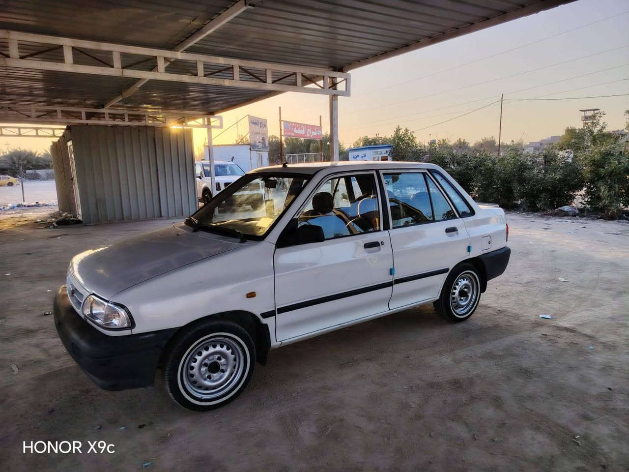 السلام عليكم سايبه للبيع موديل 2012كفاله عامه على وضع الشركه تخم تاير جديد رقم نجف دولي اليوم دكيته بسمي كير جديد تبريد ثلج حداديه جديده كفاله عامه من صبغ وبارد وتبديل السعر 42العنوان كوفه عباسيه للاتصال ***********
