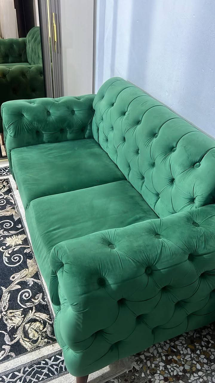 تخم تركي ٦مقاعد قنفة ثلاثية وقنفة ثنائية وكرسي للبيع سعره ٢٥٠بيه مجال للشراي مكان بغداد شراي خاص مستعجل على بيع


**إذا كنت صاحب هذا الإعلان وتريد حذفه لأي سبب، رجاءا أرسل رسالة إلى الدعم الفني**