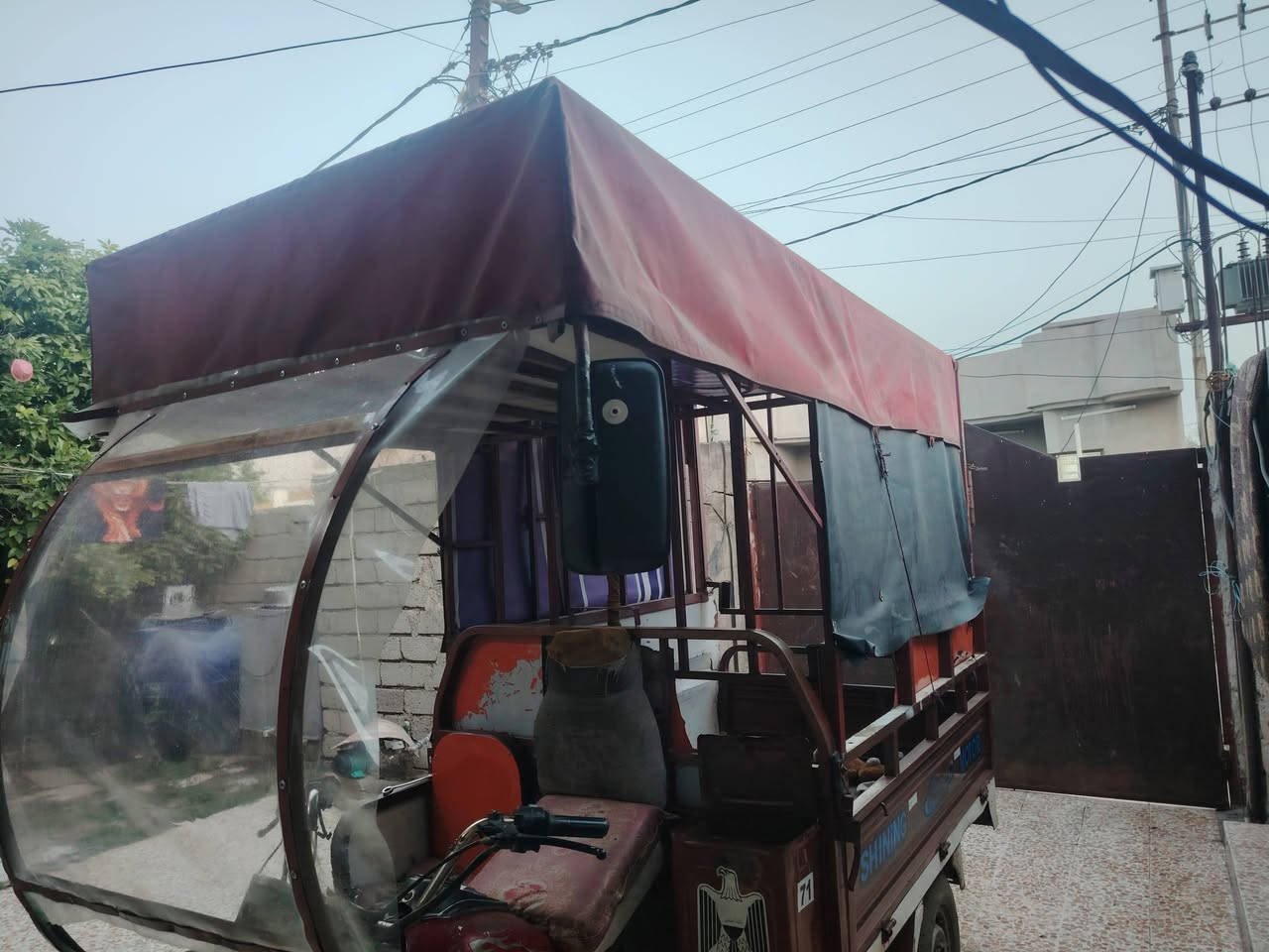 السلام عليكم عندي محجل مال ستوته للبيع مثل ماموجود بل صوره  السعر  150 الف هذا رقمي ***********
