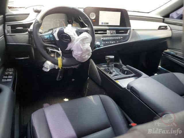 السلام عليكم
هايبرد Lexus Es 300H Base 2024 Night Edition
السياره يوم 12/1  تبطك بالامارات يعني بدايه الشهر الجاي
السياره ابيعها ع وضعها  مطروحه بالامارات 
السعر 210 
السياره هايبرد للعلم والتذكير
***********
