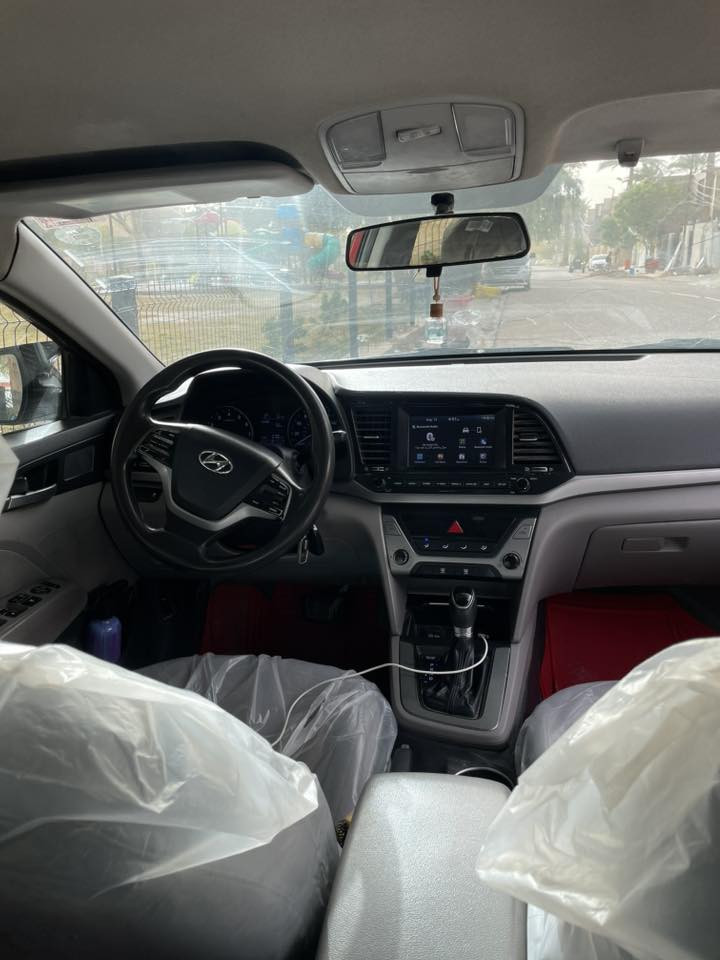 سلام عليكم النترا 17 رقم اربيل الماني تحويل وكاله داخله كلين بدون حادث بل عراق صار بيه صبغات اثر شخوط مكفوله من ضربه قويه مواصفات شاشه كبيره كامره دواره تحكمات 3.وضعيات قياده مكينه 2000 دوش حداديه وكير ومكينه مكفولات عل شرط سعره 105 وبيه مجال مكاني نجف رقمي ***********
