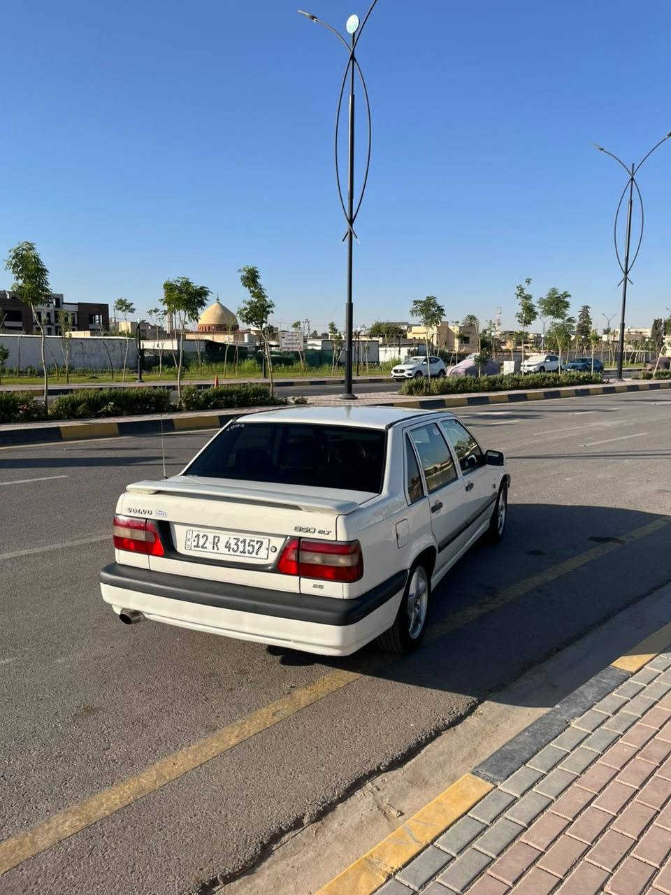 فولفو  850 موديل 93 سياره حيل نضيفه ومتعوب عليها ما يعوزها برغي بيها صبغ جاملغ خلف السايق فقط( تبريدها ثلج ) كير ومحرك جديد مبدلين
السعر ٦٠ وبيها مجال

بيع فقط بدون معارضة

***********
