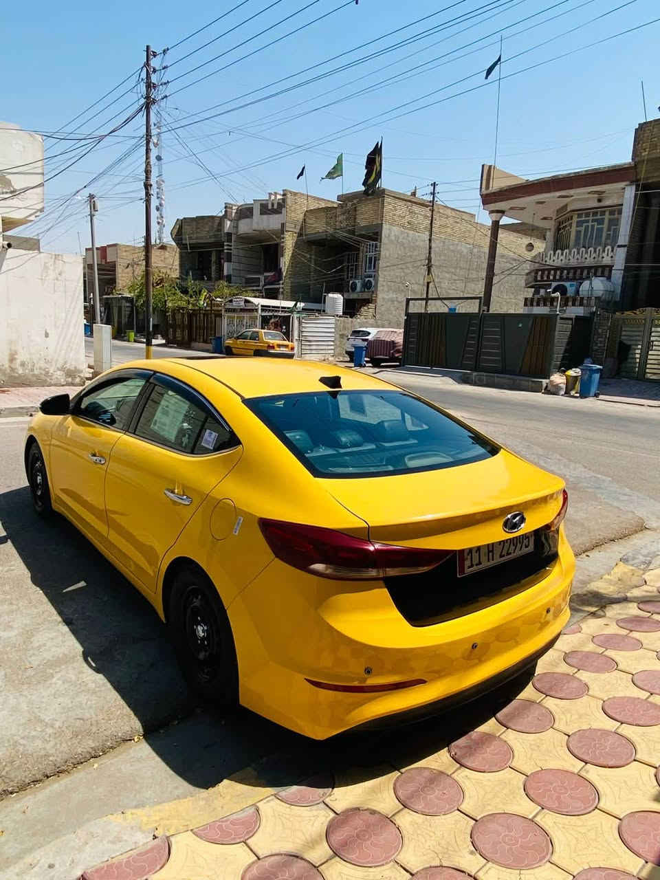 يالله السلام عليكم
النترا ١٧ صور الحادث مرفق بل نشر 
لسياره فول مواصفات للخير 
فتحه شاشه كامره 
تحكم ستيرن جهتين 
مانع انزلاق رادار 
حساسات منضومه زنوه 
منظومت غاز جبيره 
مكينه 2000 دوش 
كير AT مكينه كير خير من الله 
امصفره هيه وغرامات 
سنويه جديده رقم بغداد 
مكان السياره بغداد 
*********** 
انتصل وبيك خير ودلل
