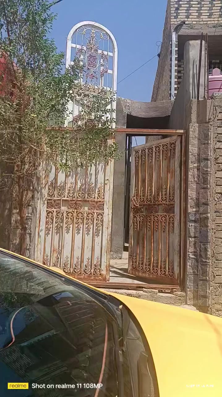 بيت للجار بحي تحدي مساحته ميه متر رقم صاحب بيت ***********قريب على سيد شاكر
