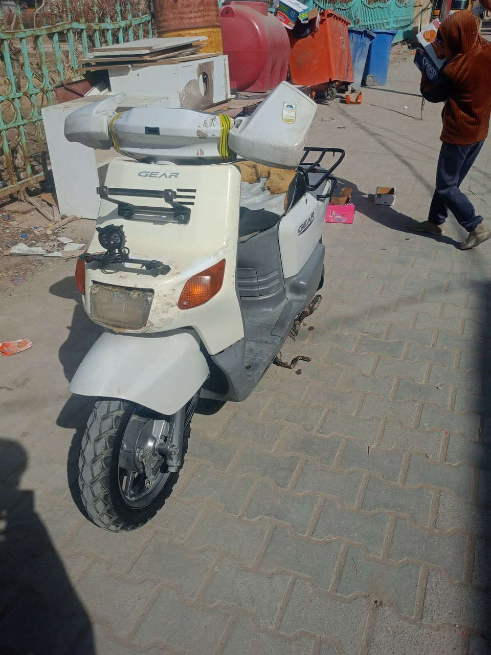 دراجه للبيع بيكم  مجفته جديد
السعر 500الف وبيها مجال 
للاستفسار الاتصال ‏‪0782 351 0088‬‏
