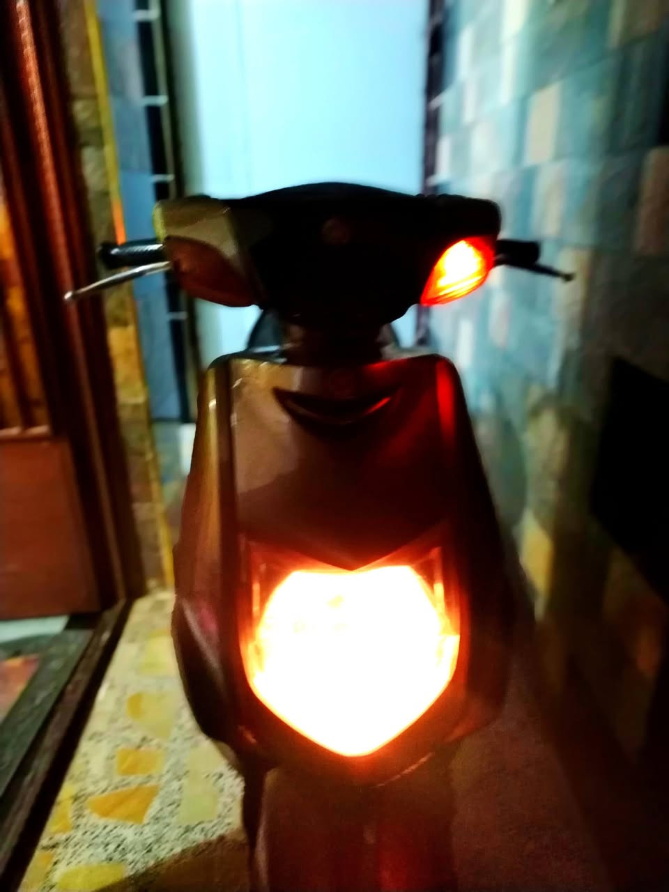 سكنس نثيه للبيع 140 السعر 550 بيها مجال رقم ***********
