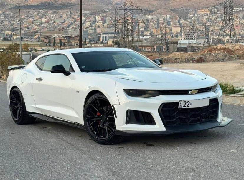 للبيع او مراوسة حسب قناعة 💰
كامارو ٢٠١٧   فول فول ١/١ 💎
قطعتين  و نص صبخ  🏎️
كير و محرك  نضيف 🔥
محرك 4 سلندر: سعة 2.0 لتر تيربو  275 حصاناً🐎
إضاءة داخلية محيطية (Ambient Lighting) ونظام 🤍عرض على الزجاج (Head-up Display).😈
نظام التحكم الإلكتروني بالثبات (StabiliTrak).🌹
فتحة سقف 🔥
نظام صوتي فاخر (Bose).🏎️
مقاعد رياضية أمامية مبردة ومدفأة🌹
داخل بيجي 🥇
مكان  سيارة دهوك  💎
رقم اربيل تحويل و غرامات ب شرط 
سعر ١١٥ و مجال بسيط 💰
***********☎️
بو فروتن  يان گوهوريني 💰
 كامارو ٢٠١٧   فول مواصفات 💎
٢ پارچه و نيف صبخ 🏎️
كير و مه كينه  ب شه رت 🔥
مه كينه  ٤ و توربو  ٢.٠ ليتر ٢٧٥ هورس پاور 🐎
  داخل ليد 😈
داتاشو 🤍
سلايد 🫰🏻
سماعة  Bose 🧿
 كوشن  رياضي  و تبريد و  هيته ر ✈️
داخل حليبي ⚓️
جهي سياري دهوك  ⛽️
رقم  اربيل تحويل و غرامات ب شه رت 
سعر ١١٥ و مه جاله ك كيم  💰
*********** ☎️ دهوك, العراق
