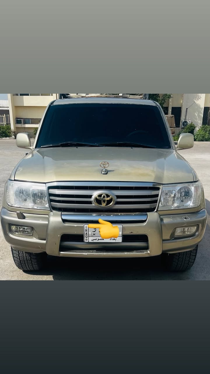 مصفحة  بلسنوية تصفيح وتضليل    ماشية51 حقيقي
نوع المركبة / لاند كروزر VX
موديل / 2006
حجم المحرك ونوع الوقود /  V8 5.7 بانزين فول جلد كهرباء كشنات وستيرن  ثلاجة  فول السيارة بدون صبغ كفالة عامة
عنوانها / بغدادصليخ
***********
