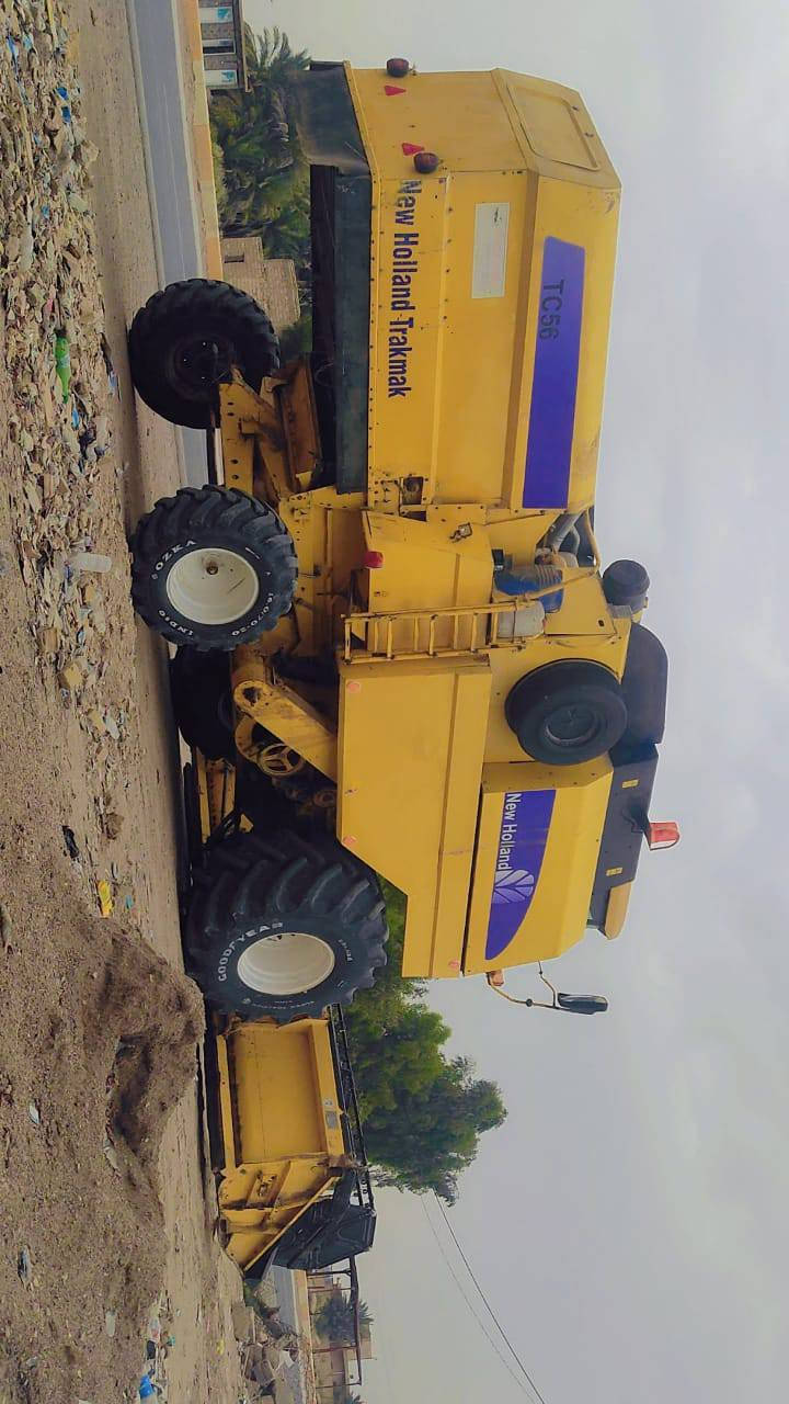 السلام عليكم حاصده نيوهولند 2006 تك درام مكينه جاهزة للحصاد هيدرو تاير الامامي 26والخلفي 20دنكير الخلفي سلايت طبله 15فوت العنوان نجف ناحيه العباسيه رقم الهاتف *********** رقم انكليزي جديد سنويه 2030اربيل
