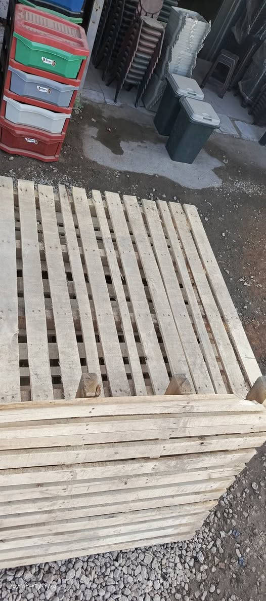 مرخصت الادمن 
سكيب سيراميك قياس 120*100 
كميه محدوده 
سعر المفرد 3000
وذا تأخذ من 5 قطع وفوك سعر 2500

العنوان بابل الحمزه الغربي ***********
