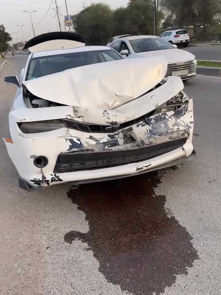 السلام عليكم
للبيع على وضعها 
كمارو 2015 V6
رقم بغداد السونار قبل الحادث موجود 
للاستفسار اكثر *********** بي واتساب
