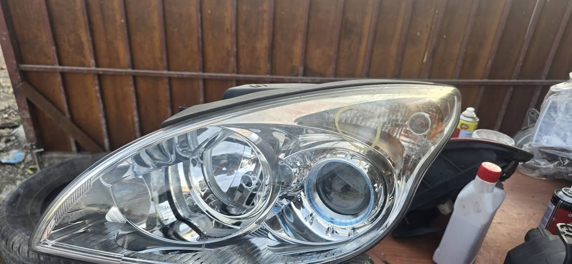 السلام عليكم
تخفيضات تحطيم الأسعار لفترة محدودة 
لايت وامرايات وسماعات وبلكات ناريه مستعمل حاوية اصلي 
للإستفسار الاتصال بالرقم ***********
