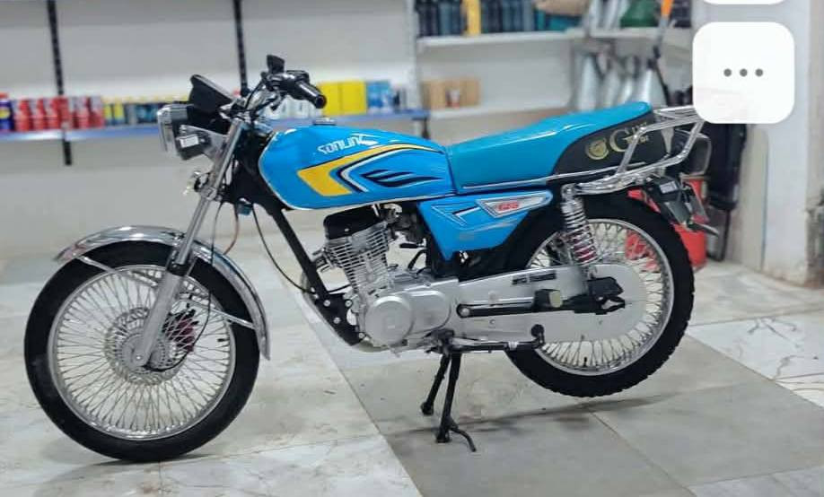 سلام عليكم دراجه سونك للبيع 24شكل ال25بعدهه عله وضع الشركه السعر 650او بي مجال الدراجه خير من الله خاص او اتصل ***********
