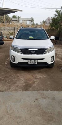 سورنتو خليجي فول للبيع موديل 2014 مكينة 6 سلندر  سعر 195 وبيهة مجال مك...