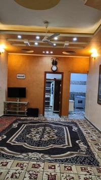 بيت للبيع  المساحه - 300م  السعر - 500 العنوان  - حي اور الثانيه  قرب ...