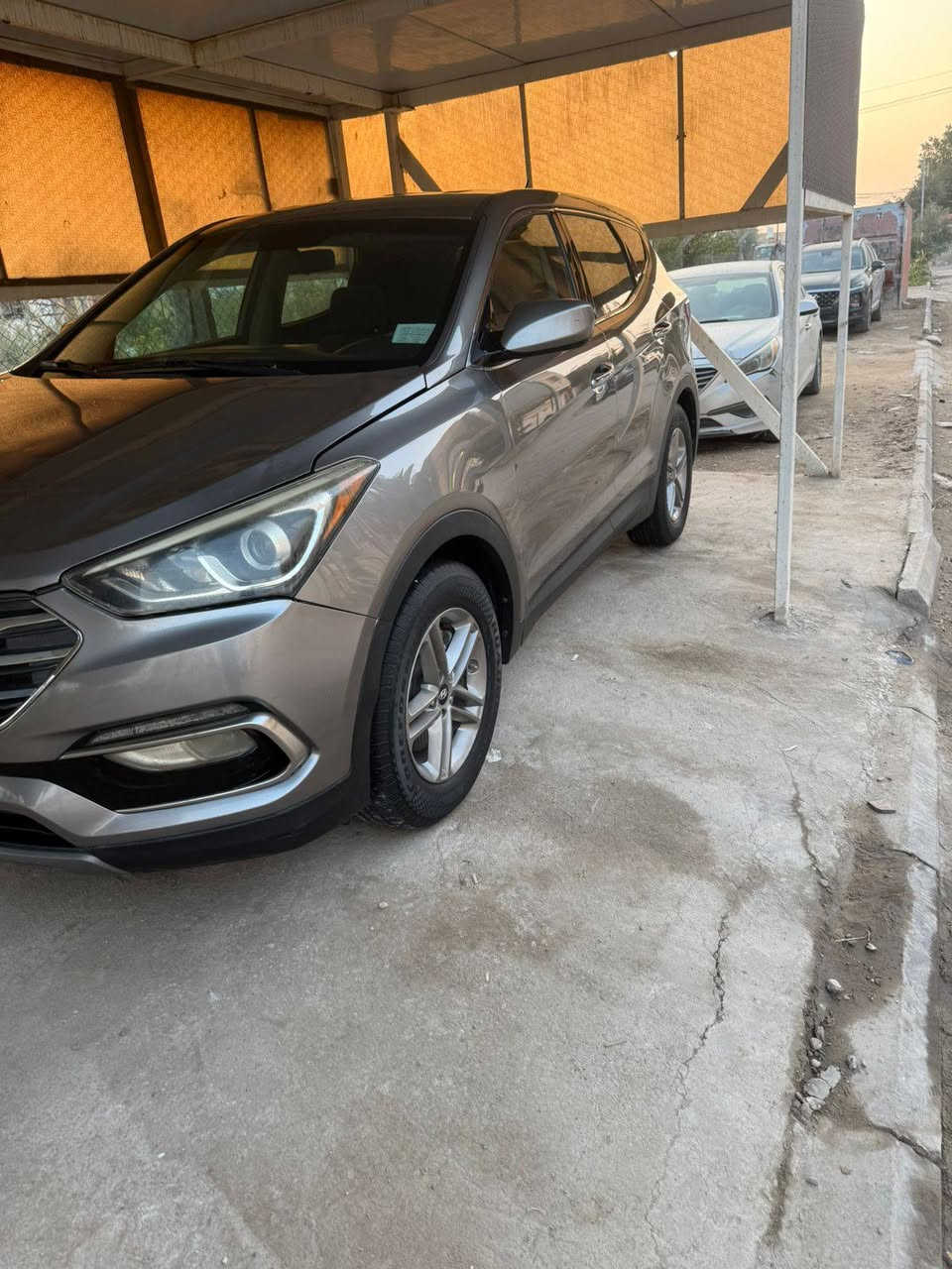 سلام عليكم مكلف بالنشر سنتافيا 2018 وارد اميركي السياره حادثه مقدمة البنيد صبغ السياره ليبل واحد ولاقطعه تبديل  بس مقدمة البنيد صبغ والباقي مكفوله حجم المحرك 2400 رقم ذي قار تحويل السعر 147 مكان السياره ناصريه الاتصال ***********
