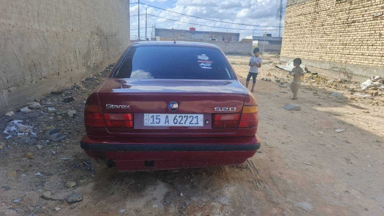 بيع مستعجل بي ام 520 كير عادي مكينه مسكر تخم تاير جديد سياره جاهزه من كلشي رقم انكليزي مكاني نجف ***********
