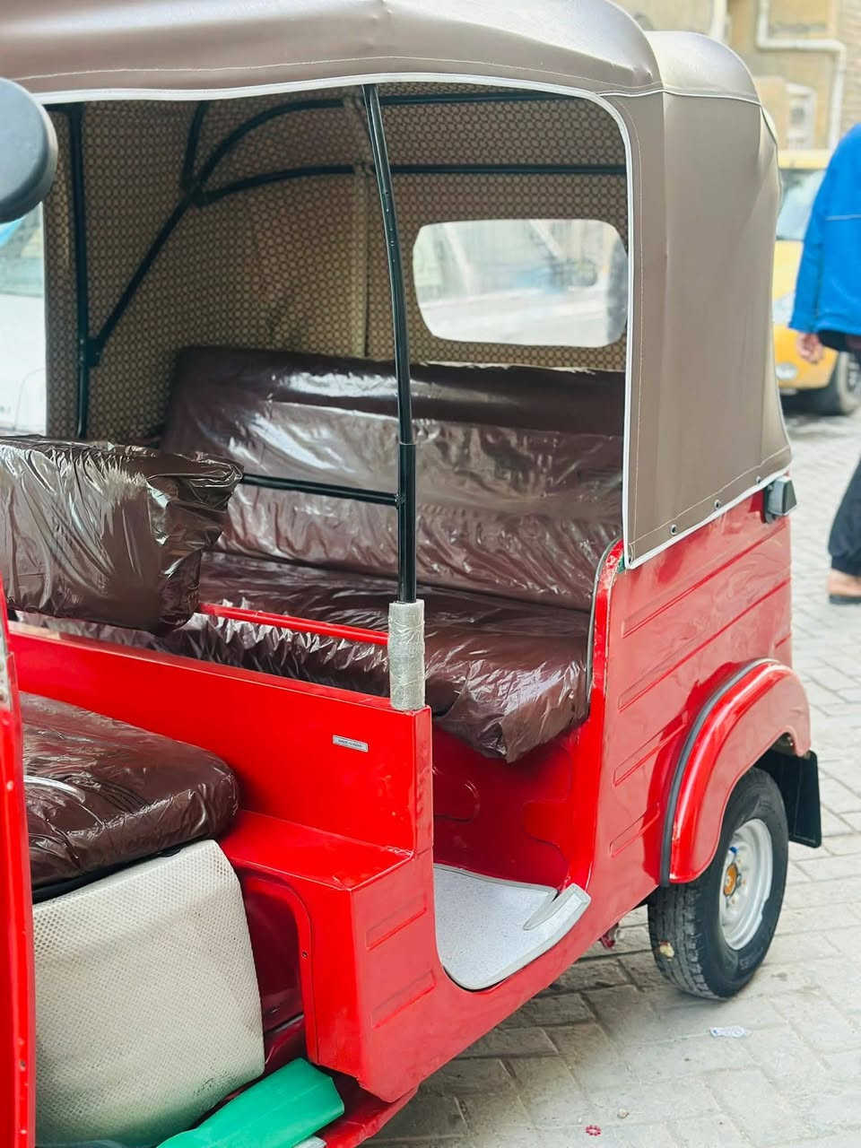 سلام عليكم تكتك 18للبيع رقم اوسنويه تحويل تكتك جاهزه من كلشي ربع ماذب عليهة مصبرغ الخد اليسر اثر زلوغ اودوس فقط مكان بغداد مدينت الصدر السعر 5اونص بيهة مجال ***********
اتصل واني خادم
