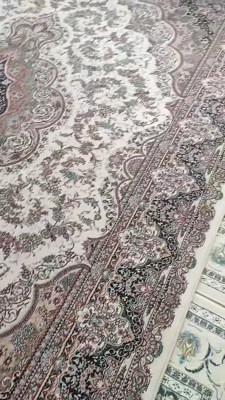 دووتاک فەرشی ئێرانی 700شانەی ئەسڵی دەرەجەیەک تەراکومی سێ هەزار بێدڕانوبێ سوتاوی بۆفرۆشتن قییاسی دانەی 3بە4پێکەوەبۆجێیەکی 6بە4دەبێت نرخی هەردووکییان پێکەوە 365هەزار لەسەیدسادق
***********
***********
