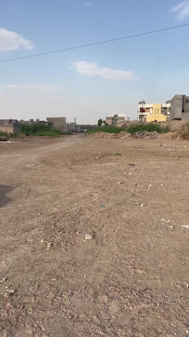 قطع ارضي للبيع مكان نزلت الشراع طابو صرف ***********
