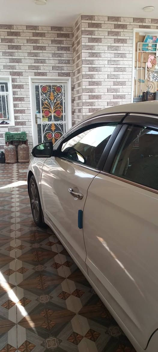 النتراا موديل 2017 خليجي
للبيع باقي تفاصيل خاص
*********** بي واتساب
