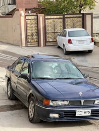 موديل ١٩٩٢ • أزرق • سوران