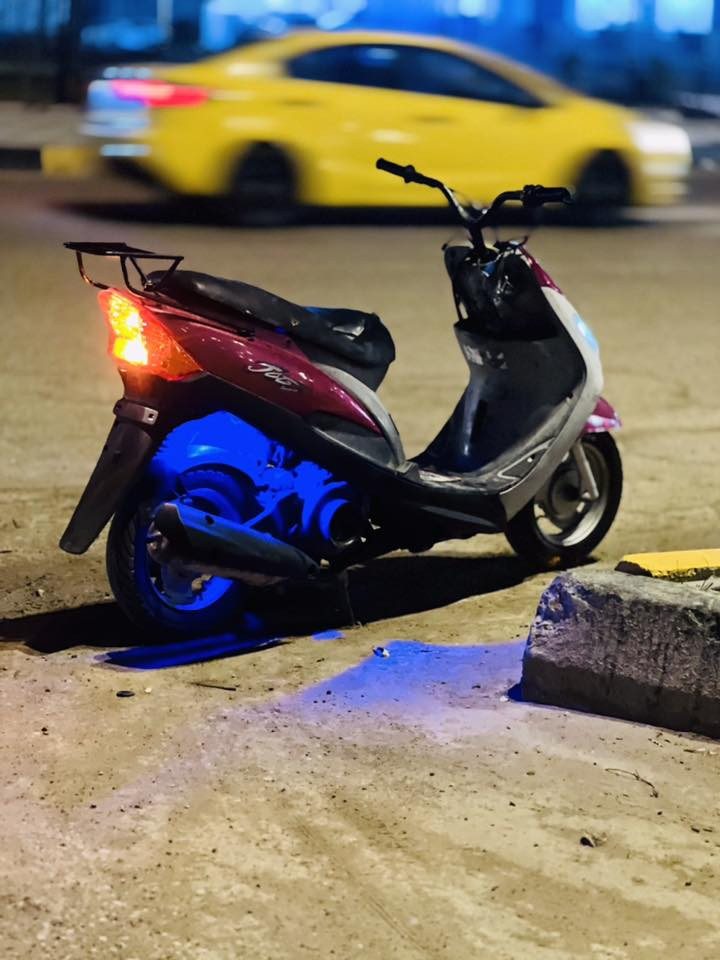 السلام عليكم حبايب دراجه ماكس منغولي للبيع الدراجه توني عمرته تجفيت مضبوط وكفرات وكلشي صلحته بيه يعني الدراجه ماعوزه برغي السعر 650 وبيه مجال الشراي يشلع عيوني وبخدمته وهاذه رقمي *********** وعلي تاخذ جديد
