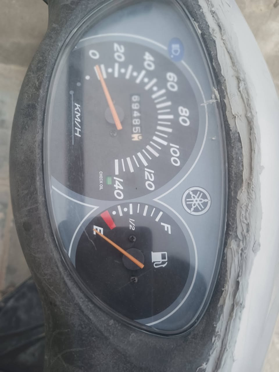 السلام عليكم خوان دراجه بريزي ياباني ما مفتوح كلشي شغال سلف هندر كهربائيات شغاله للبيع عنواني الناصريه مركز         وتساب.     ***********
