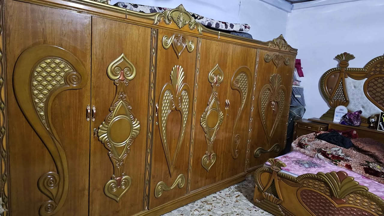 غرفة اخشاب تسكام نضيفة اي ضرر مابيها نضافتها نضافت الجديد ستعمال قليل كلش الشراي يراسل خاص او يتصل على رقم العنوان نجف حي جزيرة سايدين مطعم العكايشي فرع جامع ثقلين *********** النجف, العراق
