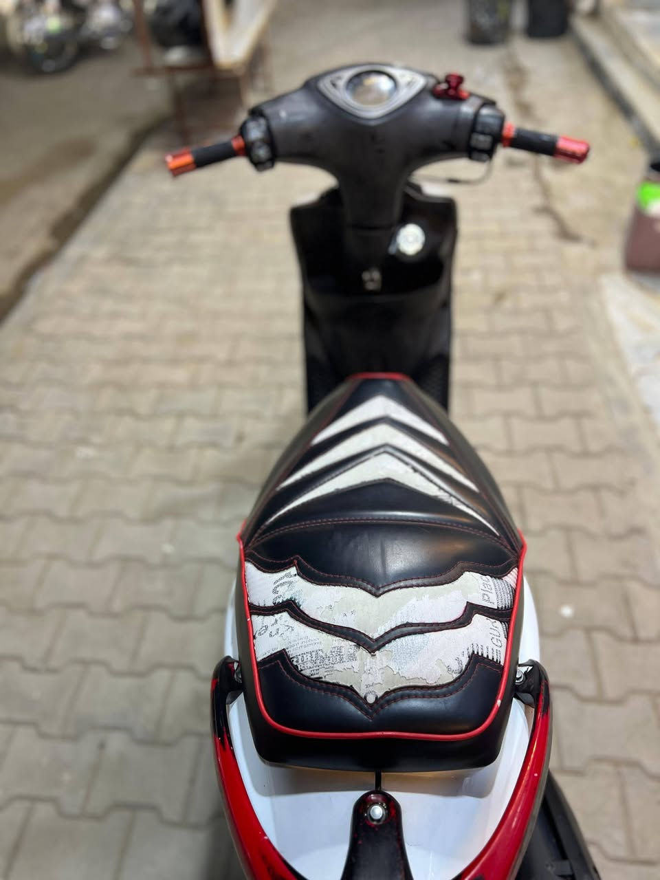 السلام عليكم
دراجه ماكس عدله للبيع بوشه 49 الدراجه مال رمبه جيب فيتر وافحص دراجه بيه هواي تزويد ومتعوب عليه مكاني الكوت للاتصال *********** واكو واتساب
